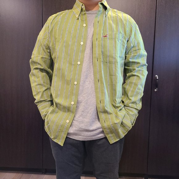 Hollister Long Sleeve Shirt - Picture 1 of 4